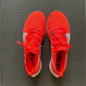 🚫**SOLD** Nike Women's VaporFly 4% Flyknit Unisex Running Shoe Size M 7.5 / W 9